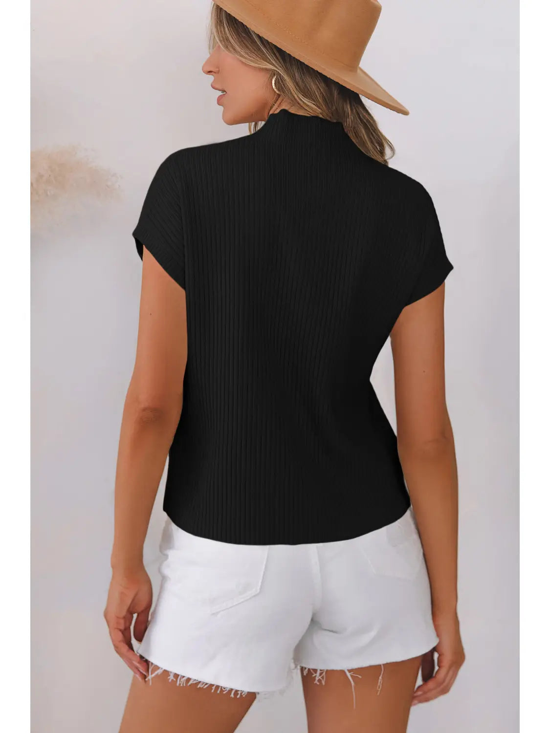 Patch Pocket Ribbed Knit Sweater - Black
