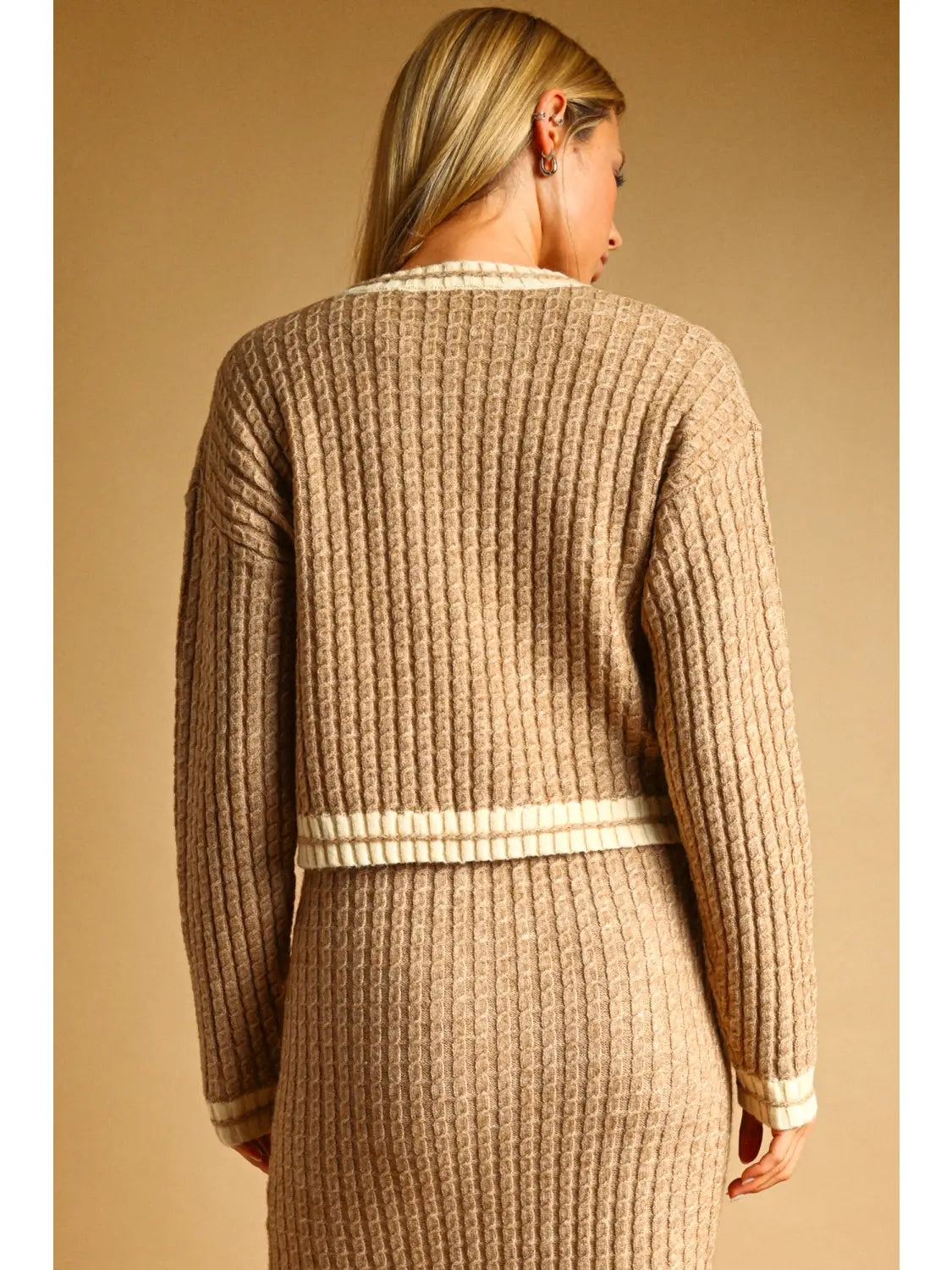 Cable Knit Knit Sweater