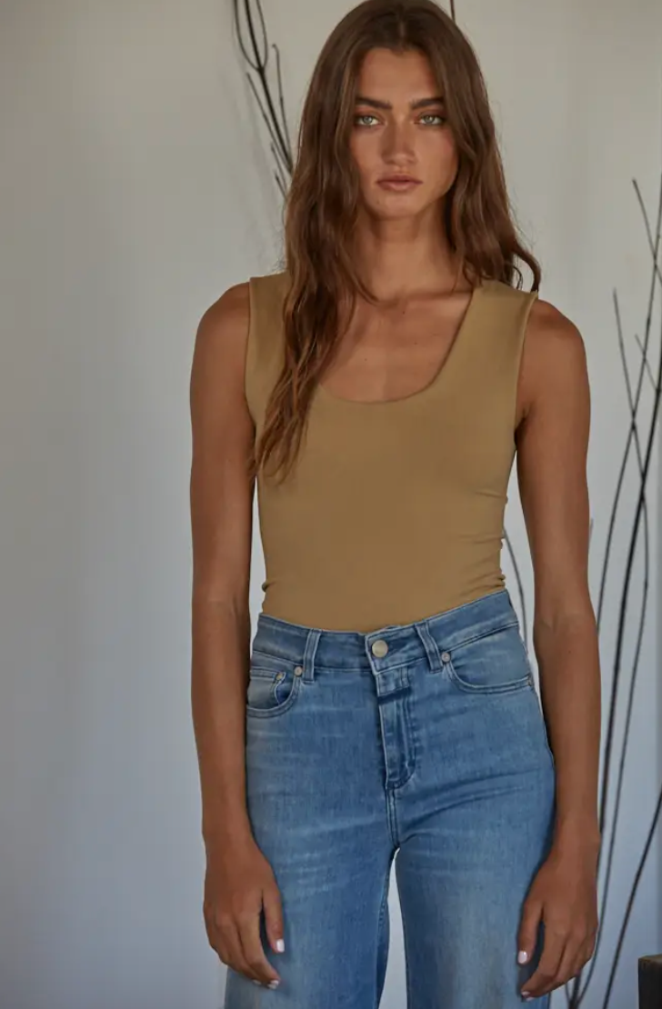 Luxurious Smoothing Tank - Iced Coffee