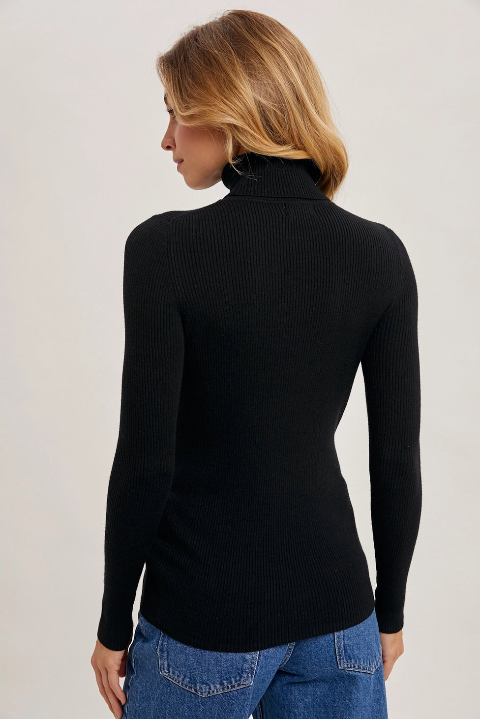 Essential Rib Turtle Neck Pullover
