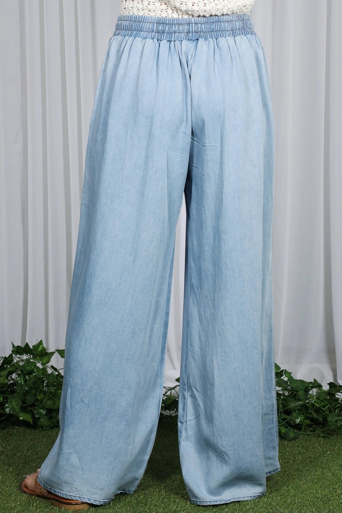 Wide Leg High Waist Chambray Pants