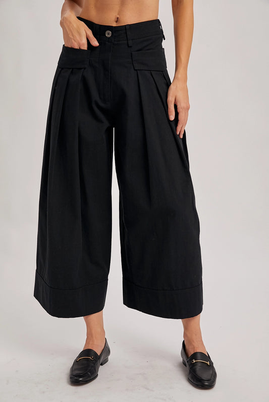 Pleated Wide-Leg Culotte Pants with Pockets