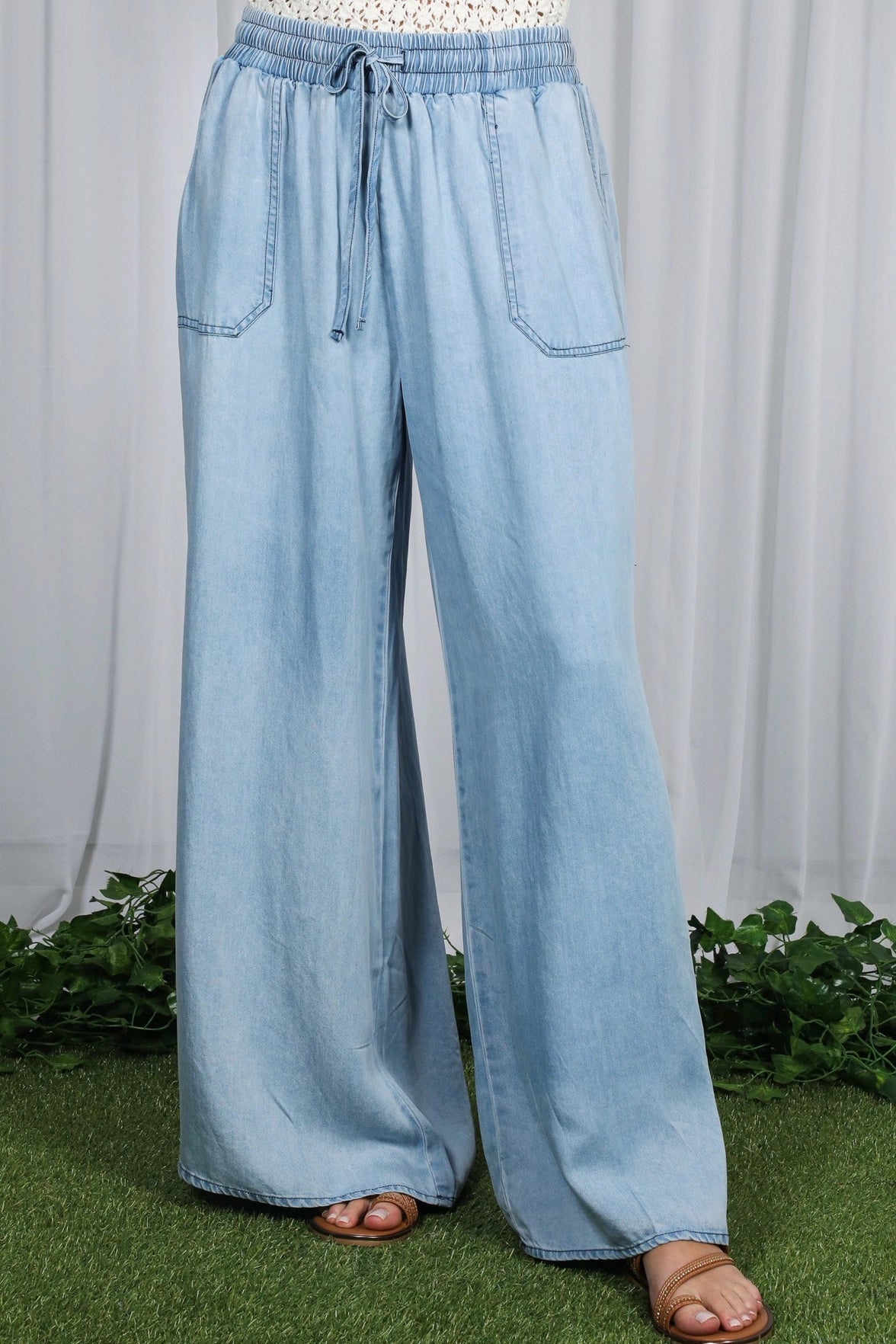 Wide Leg High Waist Chambray Pants