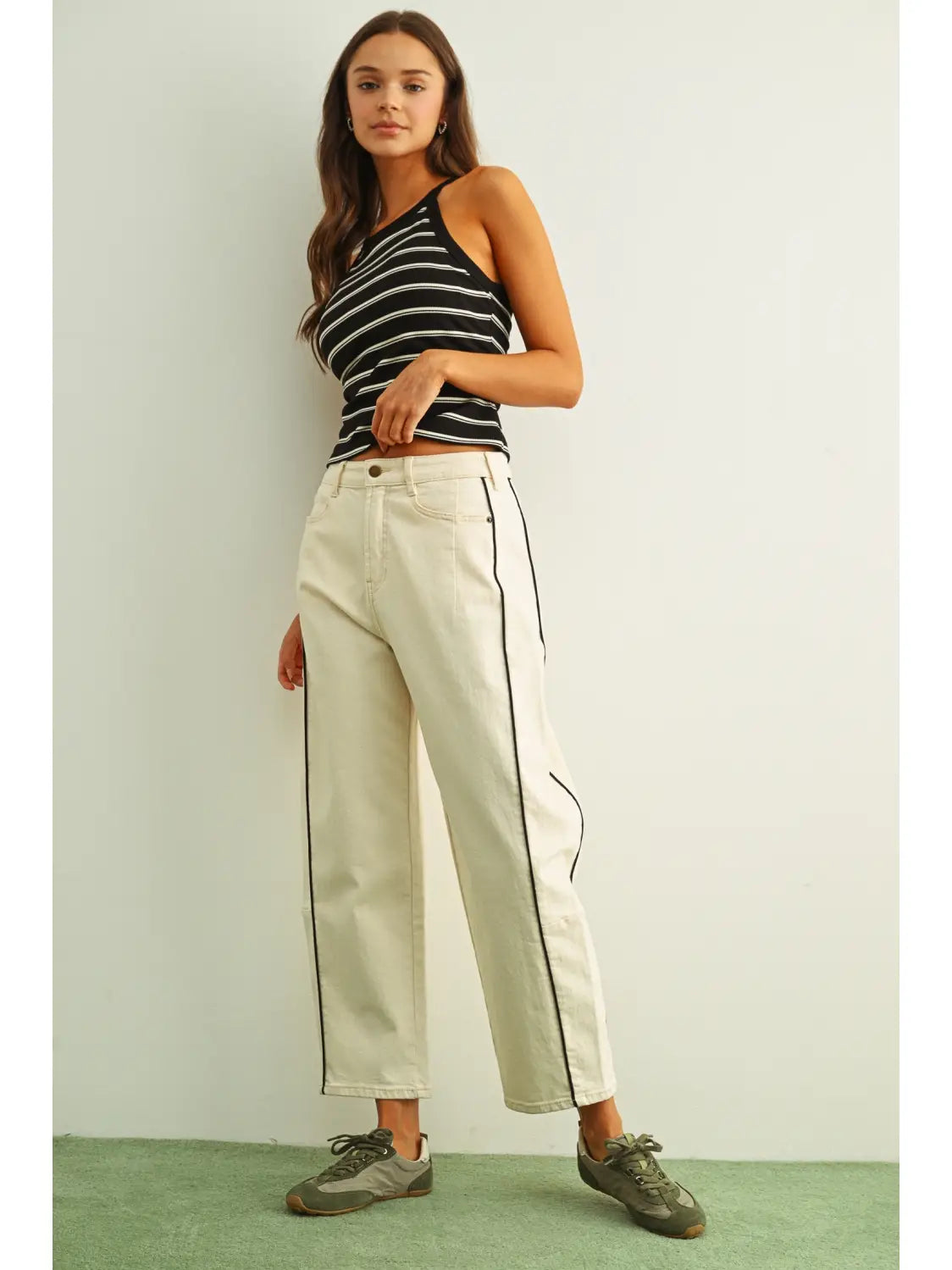 Piping Detailed Barrel Pants